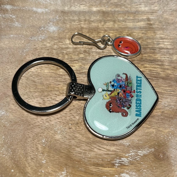 Sesame Street Heart Love Keychain & Snuffleupagus Face Oval Charm Zipper Pull - Picture 5 of 10